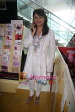 Pallavi Joshi at daughter-mom day_s celeberations by  Archies and Cry in Atria Mall on 23rd Sept 2010 (5).JPG